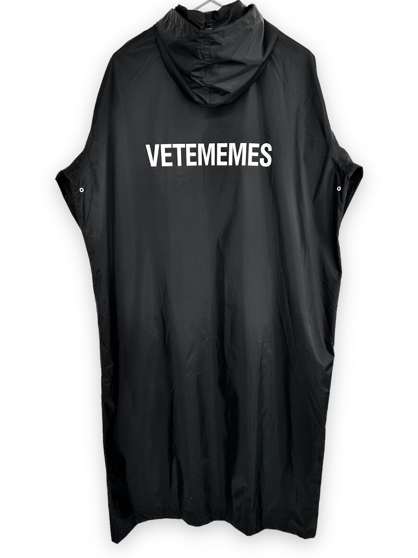 VETEMEMES Black Oversized Hooded Raincoat